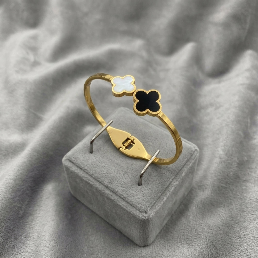 Black White clover Bangle